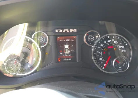 2022 Ram 2500 Tradesman 4X4 6'4 Box from USA, damaged, VIN 3C6UR5CL5NG126486